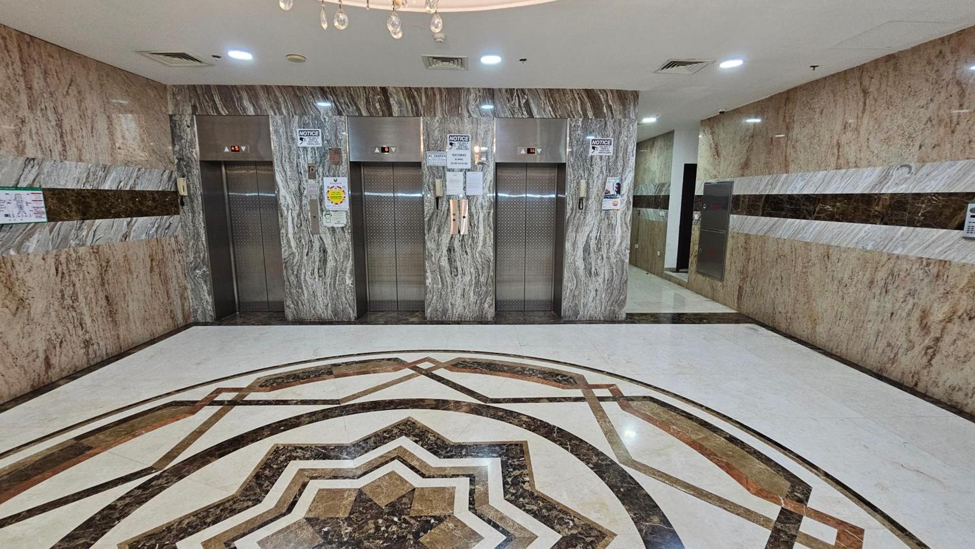 Lavish Private Rooms Şarja Dış mekan fotoğraf